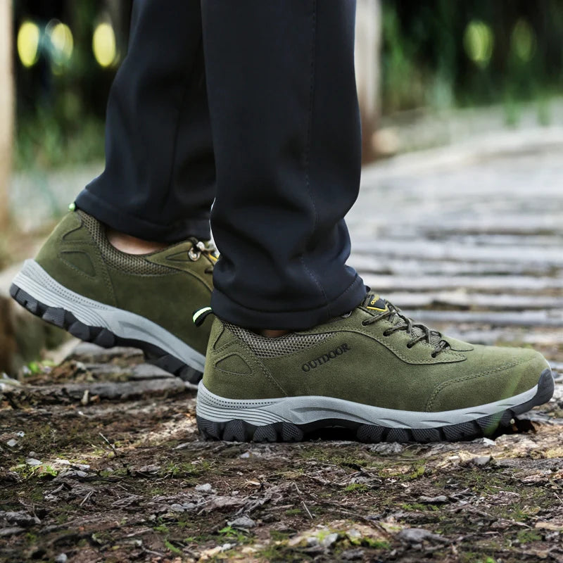 Men's Walking Shoes Orthopedic Insole Water-Repellent Upper & Non-Slip Outsole