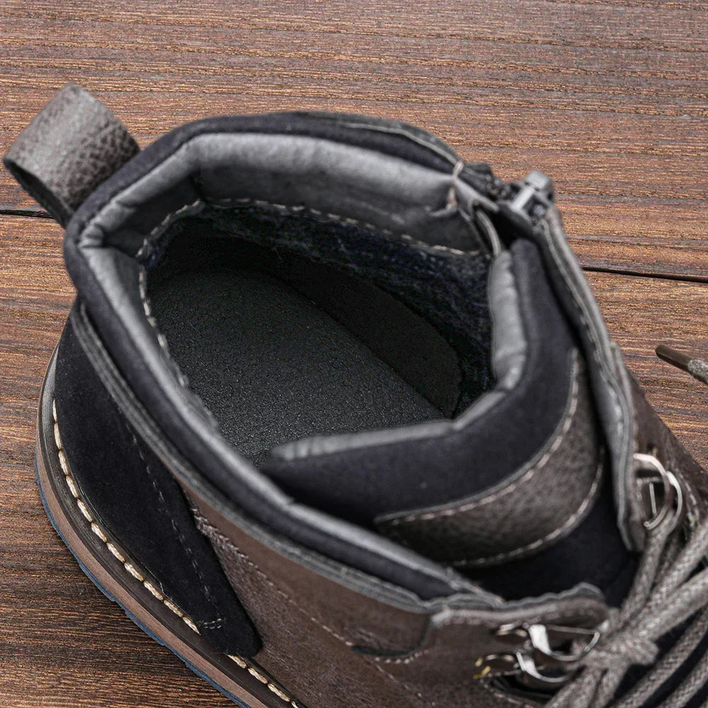 Men's Winter Boots Warm-Lined Mid-Height Slip-Resistant Sole