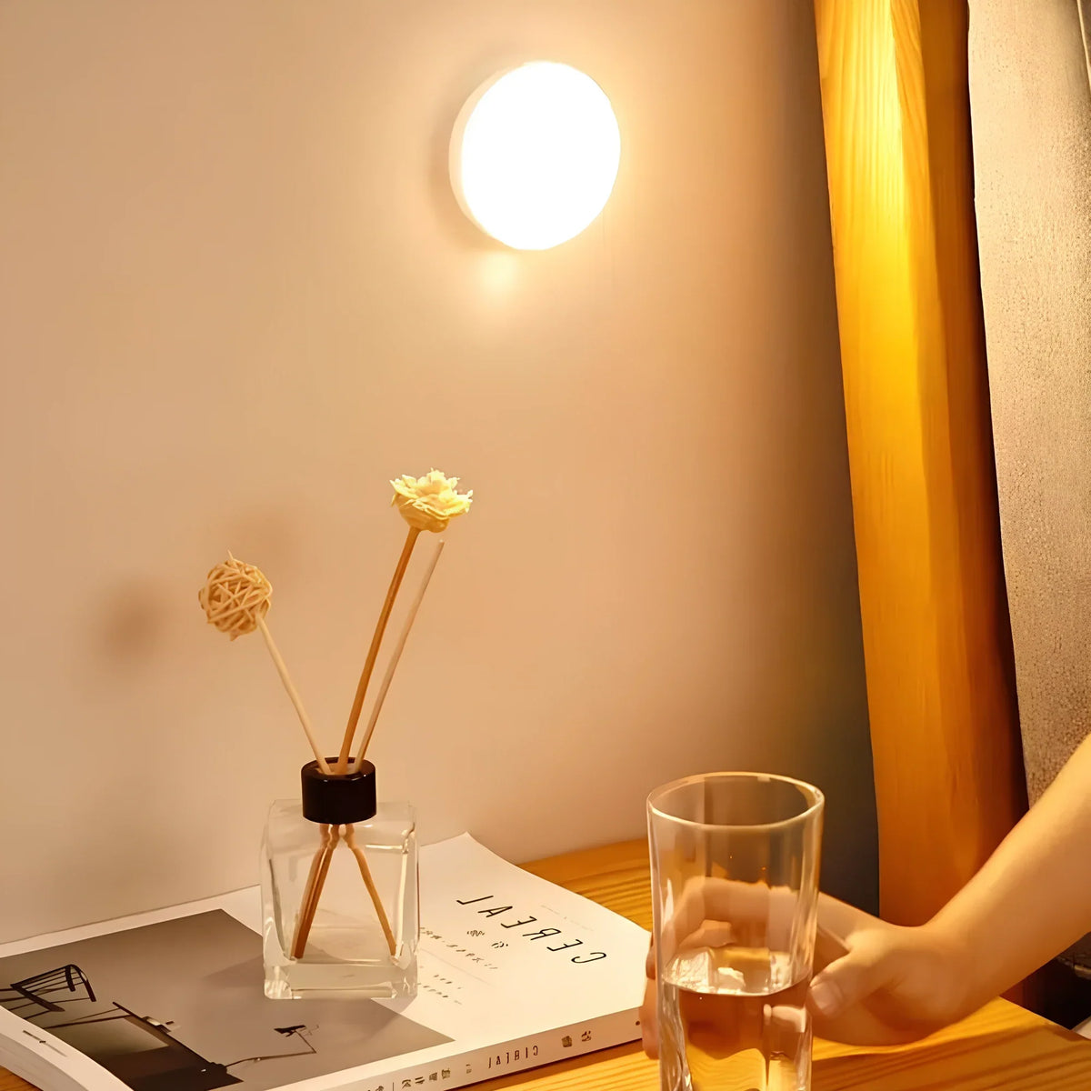 Motion Sensor LED Light USB Or Battery-Powered Tool-Free