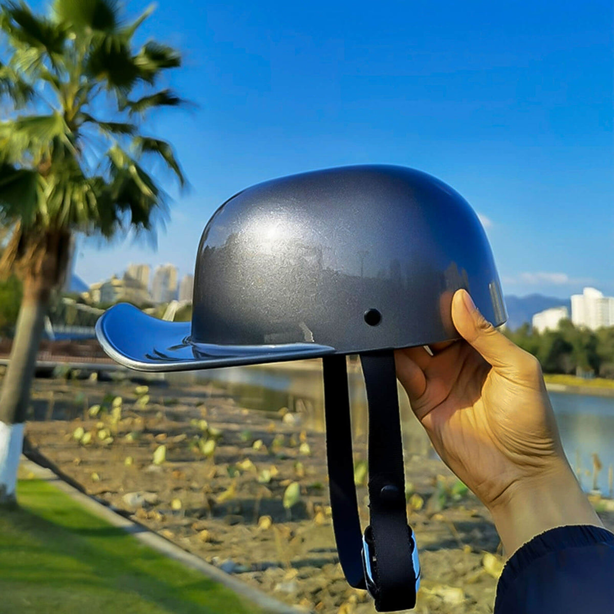 Motorcycle Helmet Low-Profile Lightweight & Breathable DOT Approved