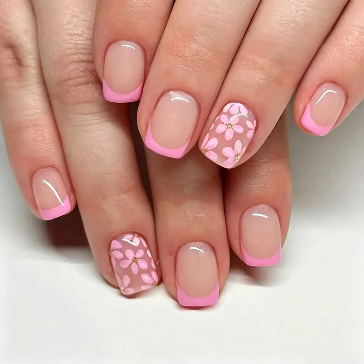 Nail Art Kit Floral Decals Long-Lasting Set of 24