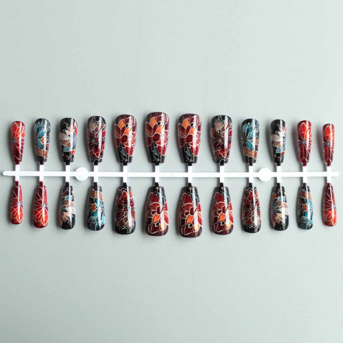 Nail Art Kit Floral Stencils & Brushes