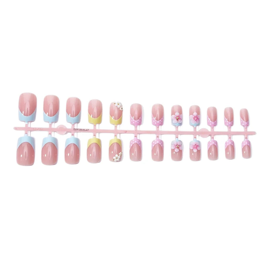 Nail Art Set Floral & Minimalist Easy Application Long-Lasting