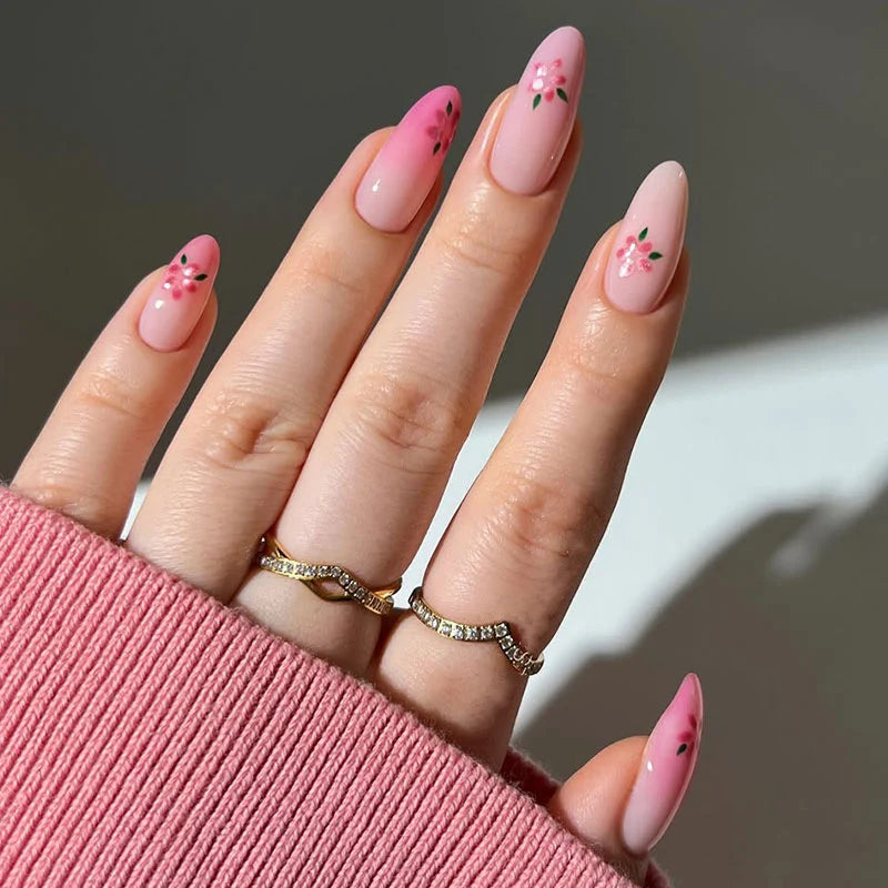 Nail Art Set Intricate Floral Designs Long-Lasting Finish