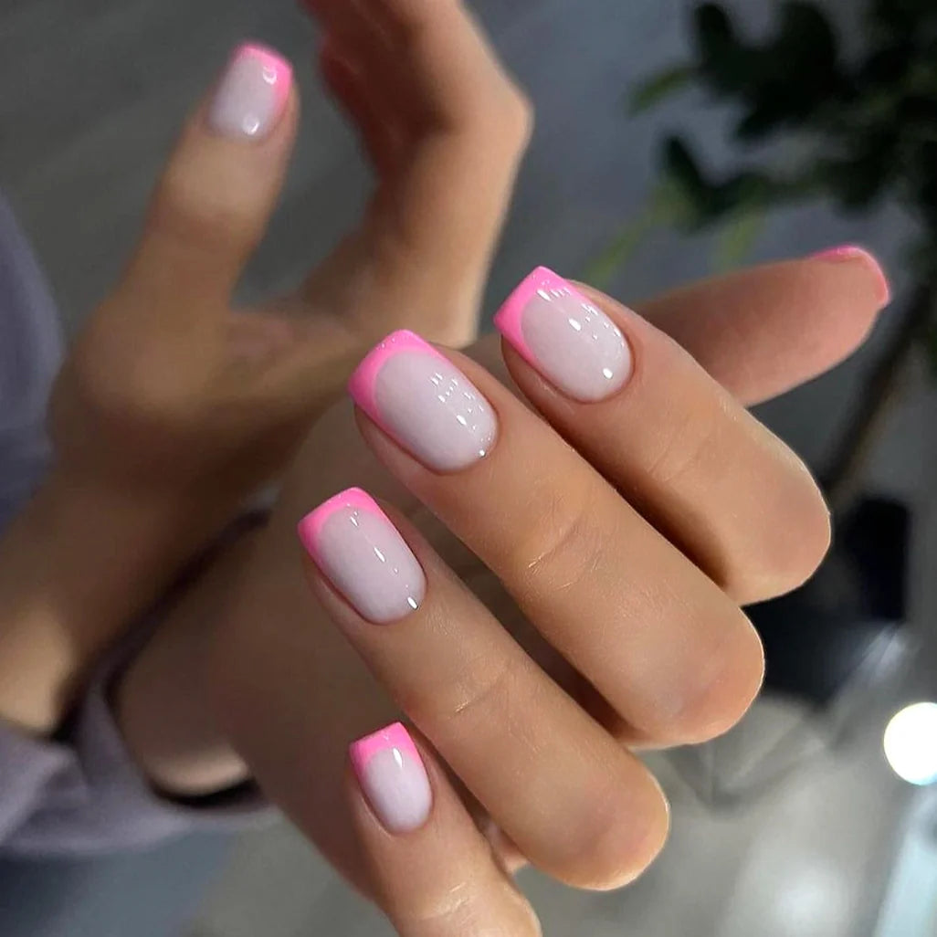 Nail Art Set Long-Lasting French Tip & Modern Accents