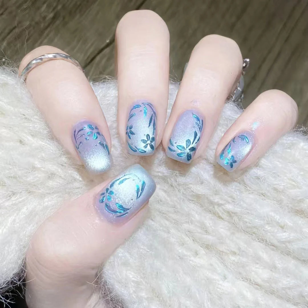 Nail Art Set Self-Adhesive Intricate Floral Chip-Resistant