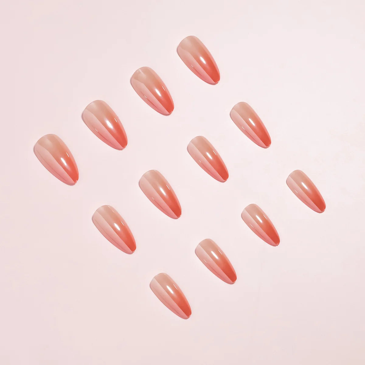 Nail Extensions Gel Gradient Almond Set of 24