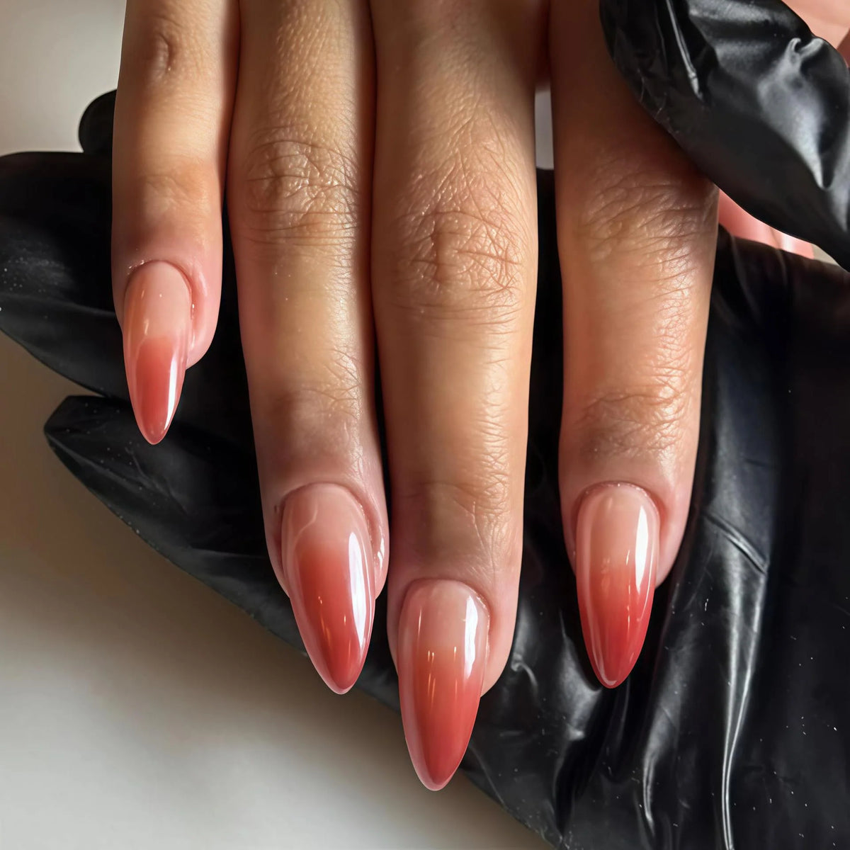 Nail Extensions Gel Gradient Almond Set of 24