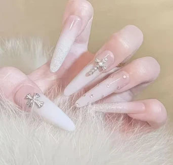 Nail Extensions Heart Pattern Comfort-Fit & Easy Application