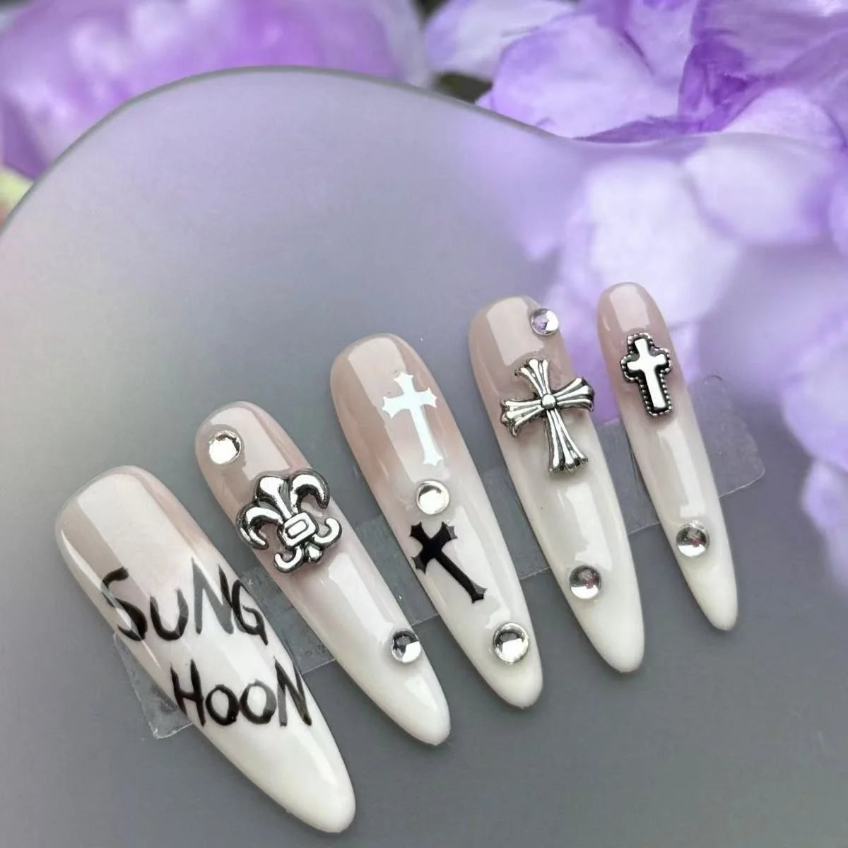 Nail Extensions Heart Pattern Comfort-Fit & Easy Application