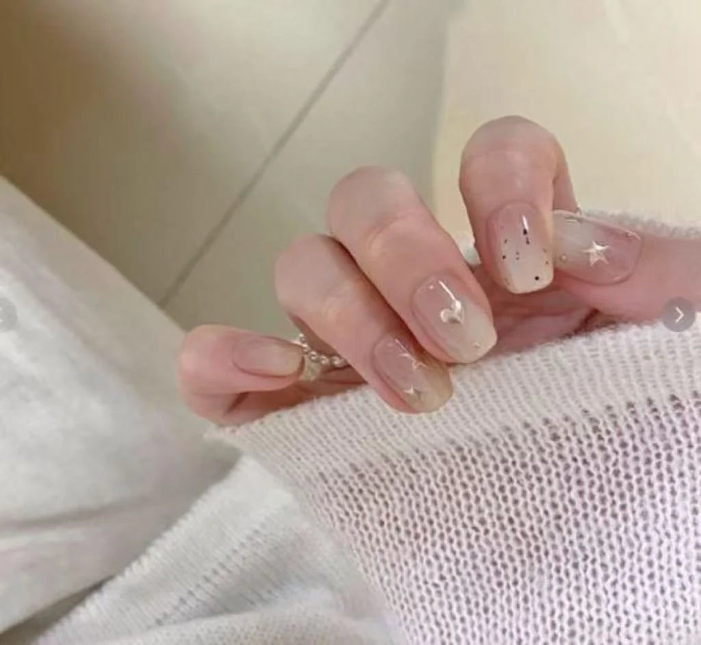 Nail Extensions Heart Pattern Comfort-Fit & Easy Application