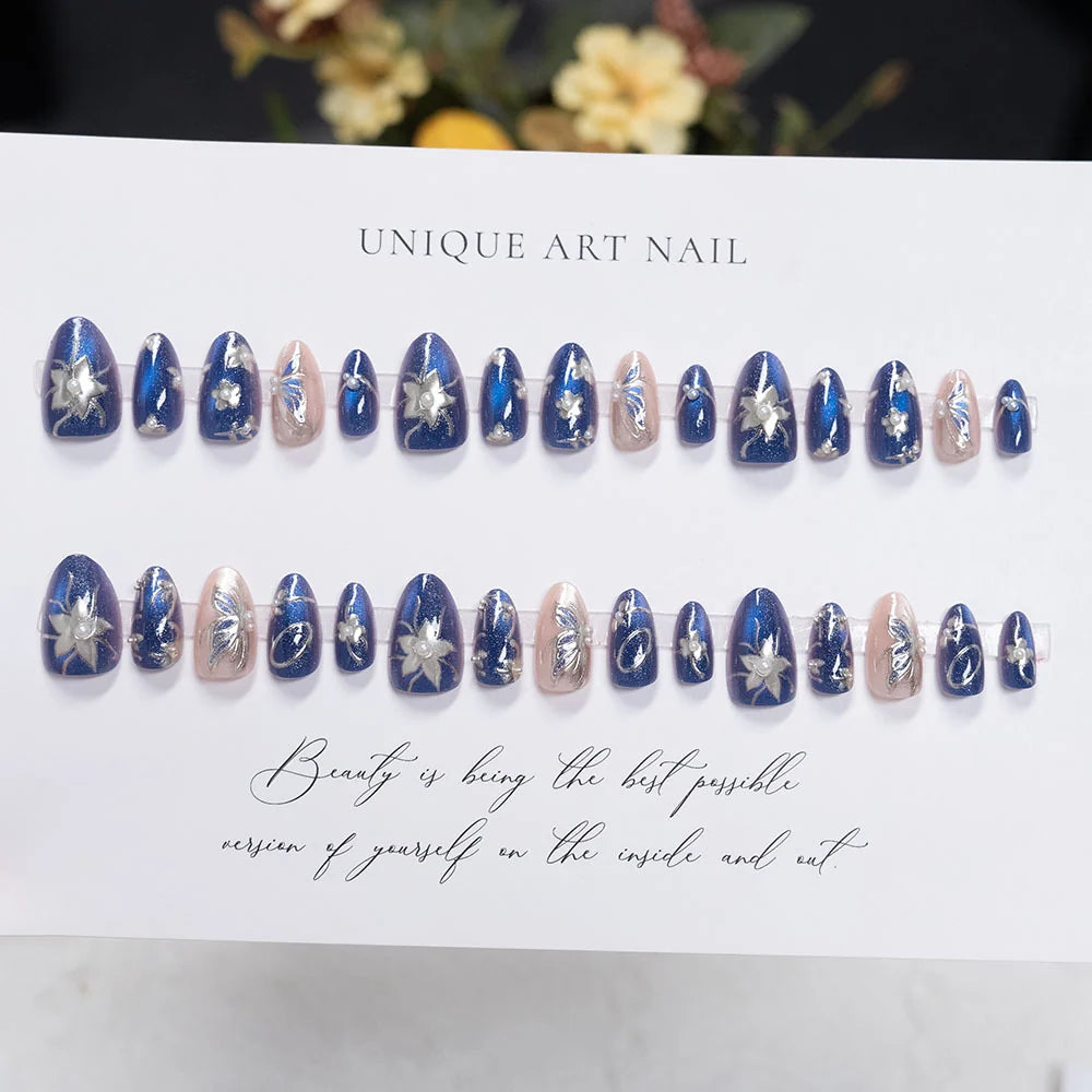 Nail Set Handcrafted 3D Floral Durable & Easy Application