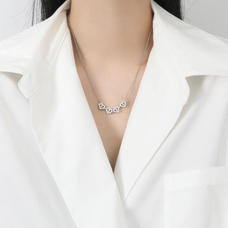 Necklace Four Heart Clover Adjustable Chain Centered Pendant