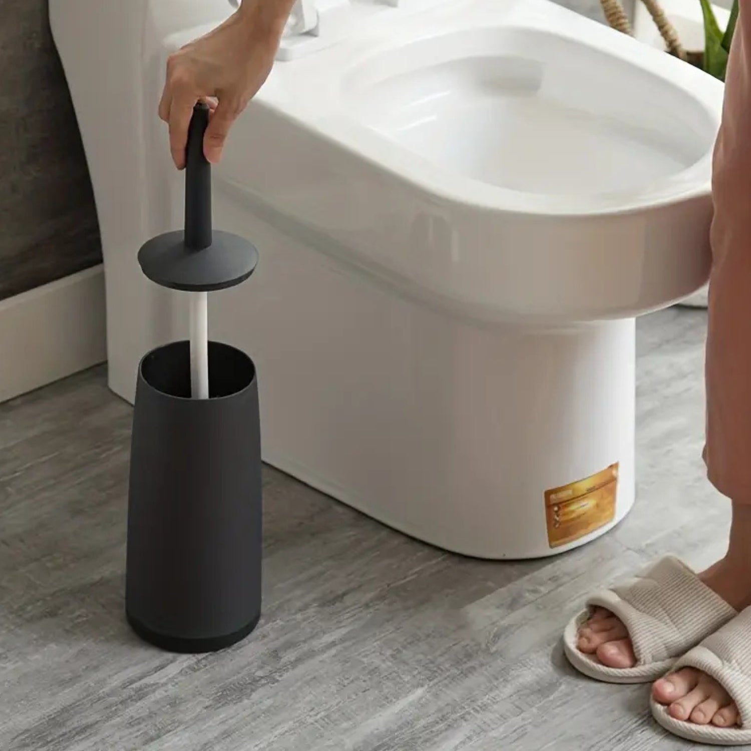 No-Dead-Corner Hard-Bristle Long-Handle Toilet Brush & Holder