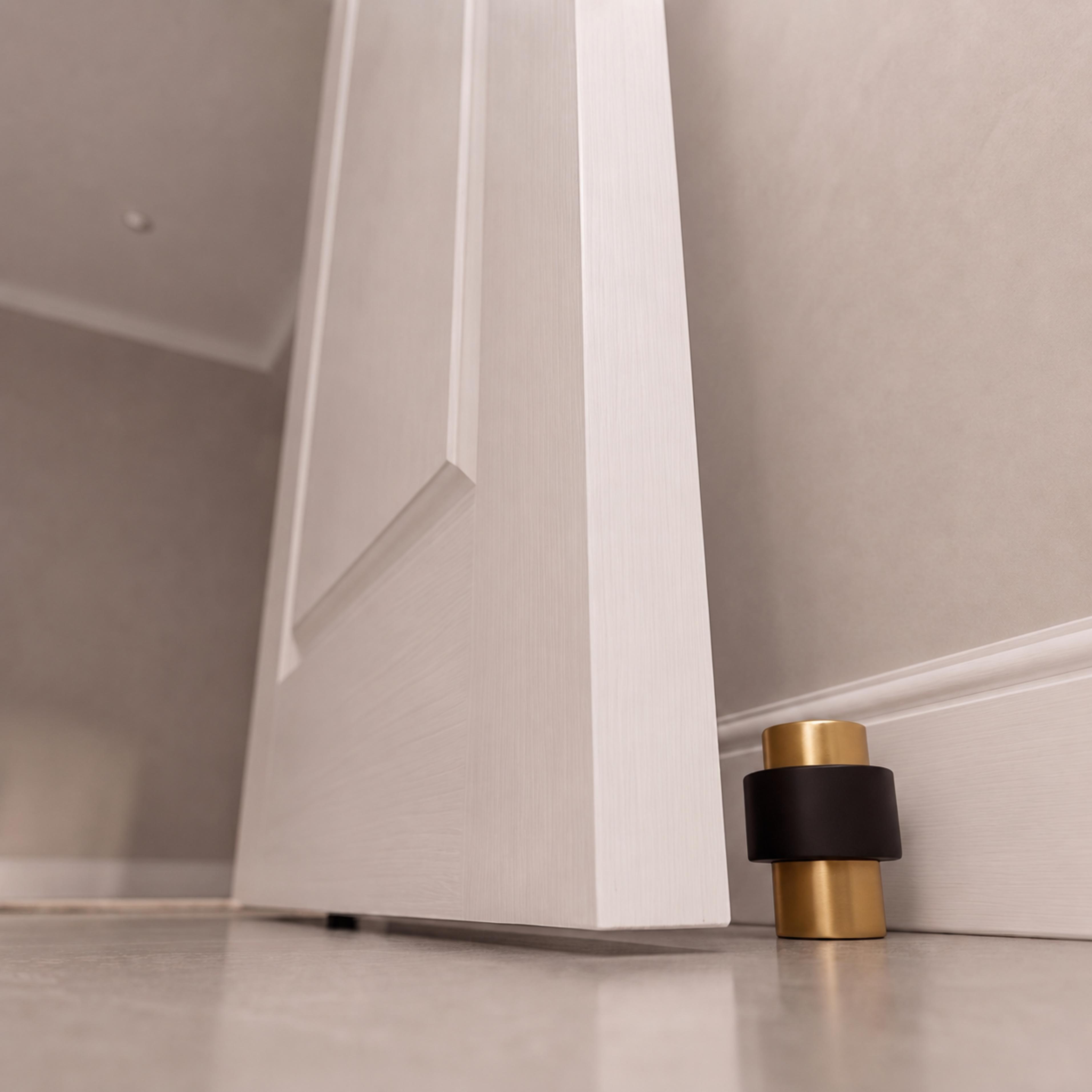 Noise-Reducing Floor-Mounted Rubber Door Stop (Knurled Brass Accent)