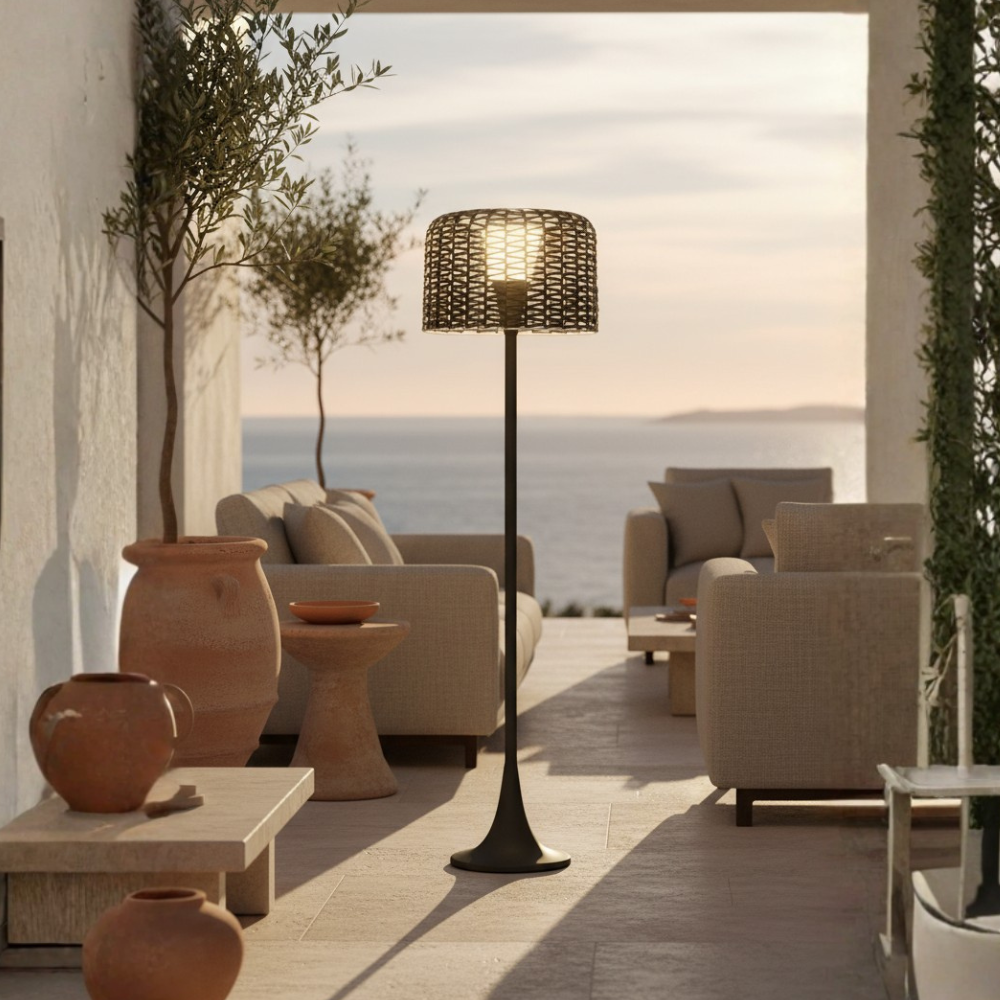 Outdoor Floor Lamp Solar Powered Warm LED Woven Rattan
