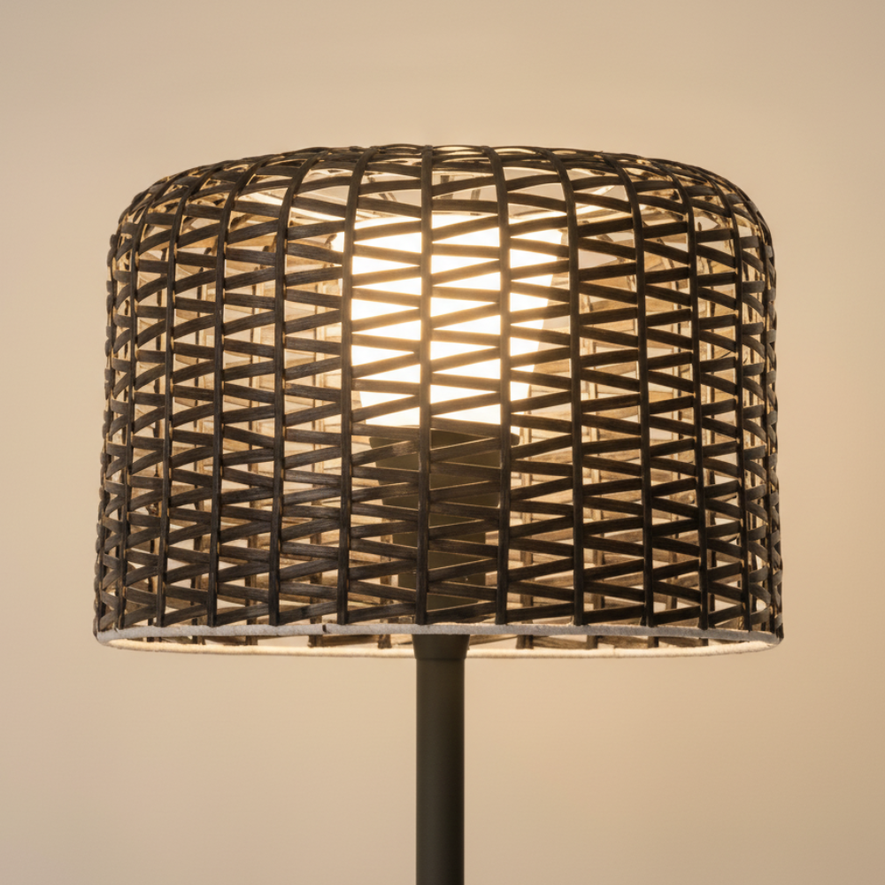 Outdoor Floor Lamp Solar Powered Warm LED Woven Rattan