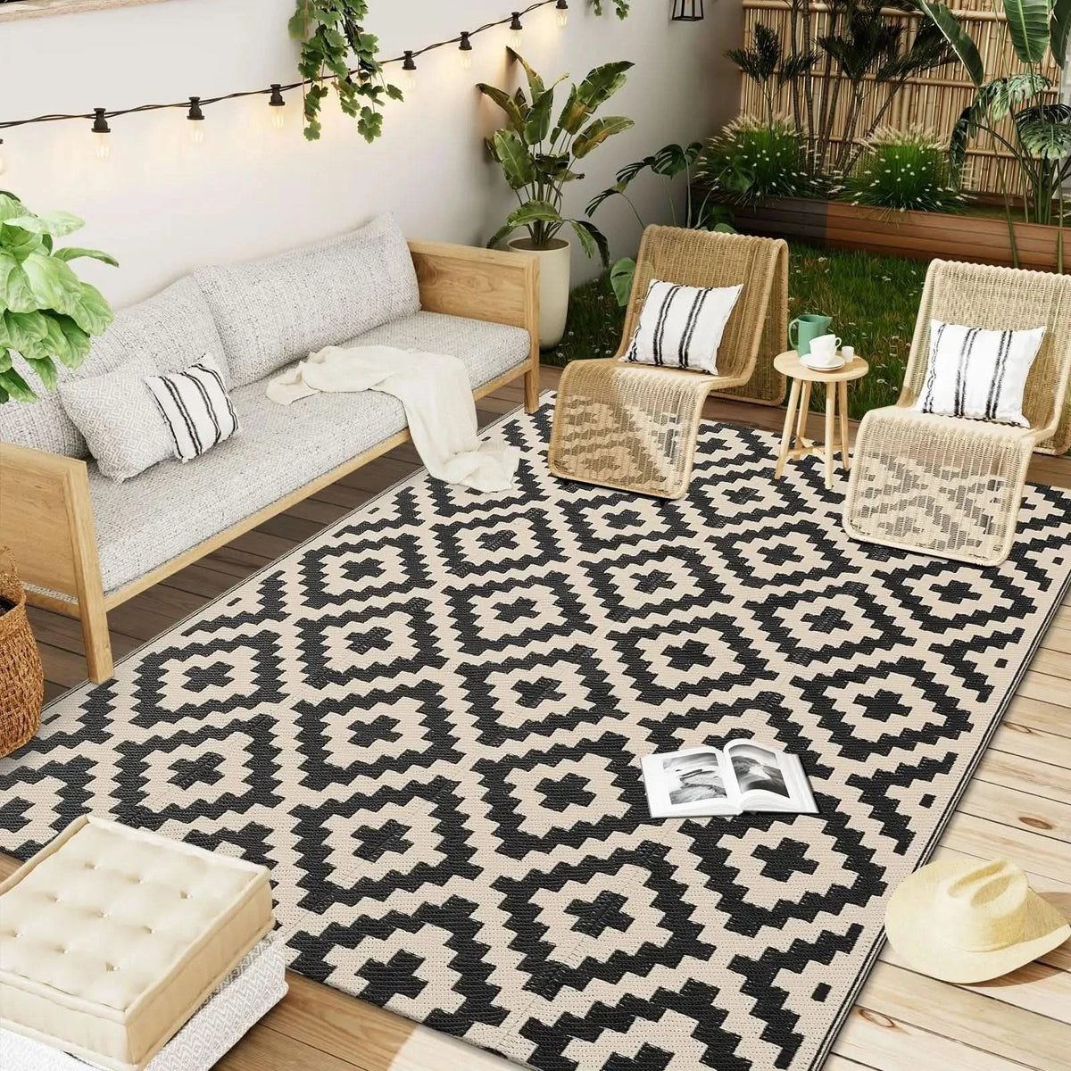 Outdoor Rug Reversible Geometric Waterproof & UV-Protected