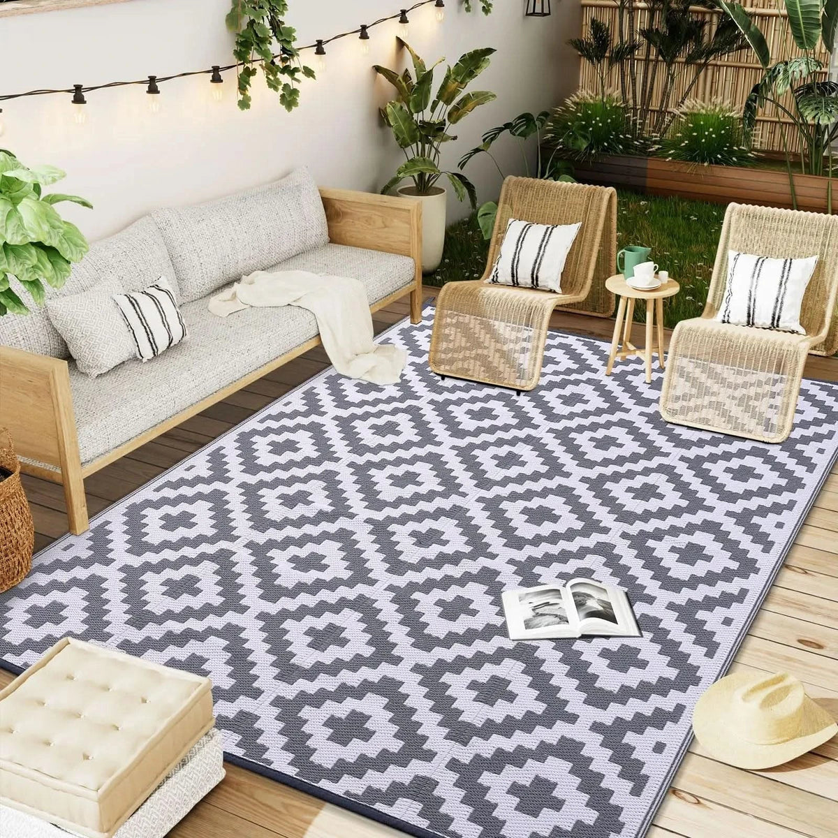 Outdoor Rug Reversible Geometric Waterproof & UV-Protected