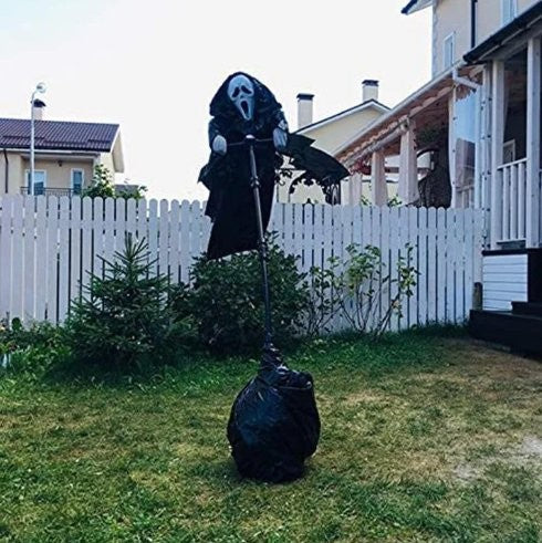 Outdoor Scarecrow Wind-Powered Flowing Robe Detachable Pole