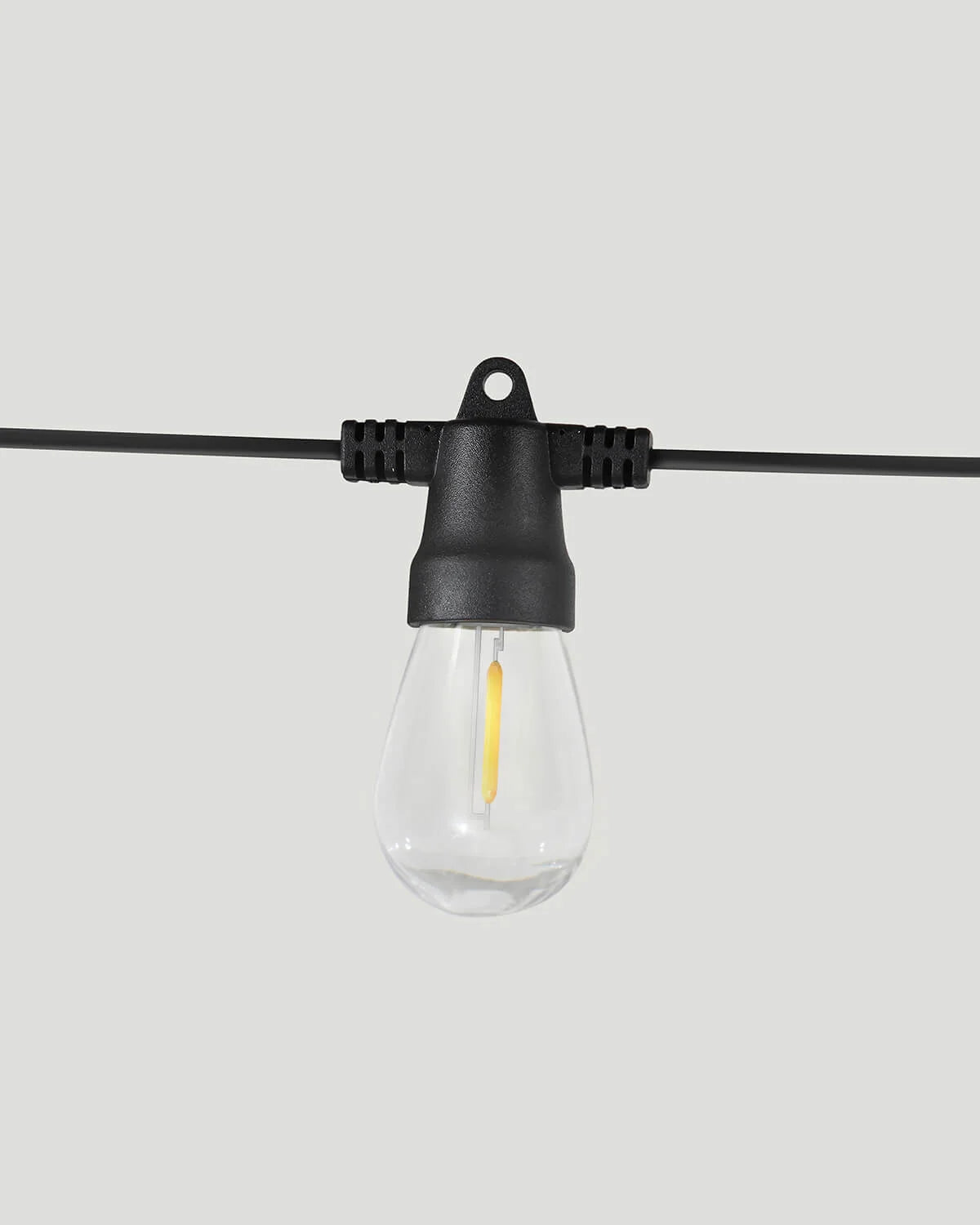 Outdoor String Lights Solar-Powered Weather-Resistant 12 Edison-Style Bulbs