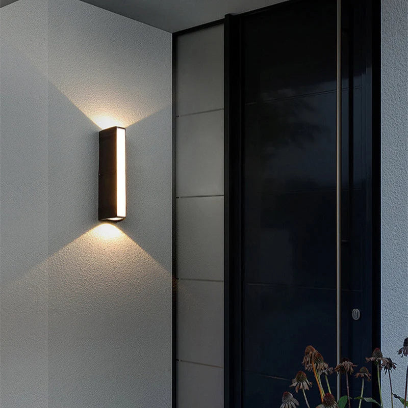 Outdoor Wall Lamp Aluminum IP65 Warm White LED