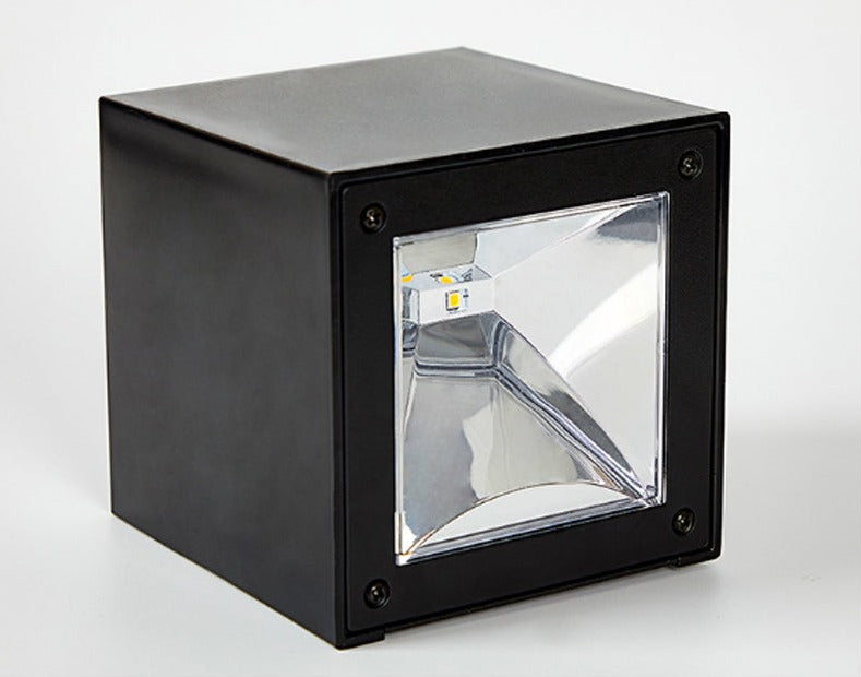 Outdoor Wall Lamp Solar-Powered Automatic Light Sensor IP65