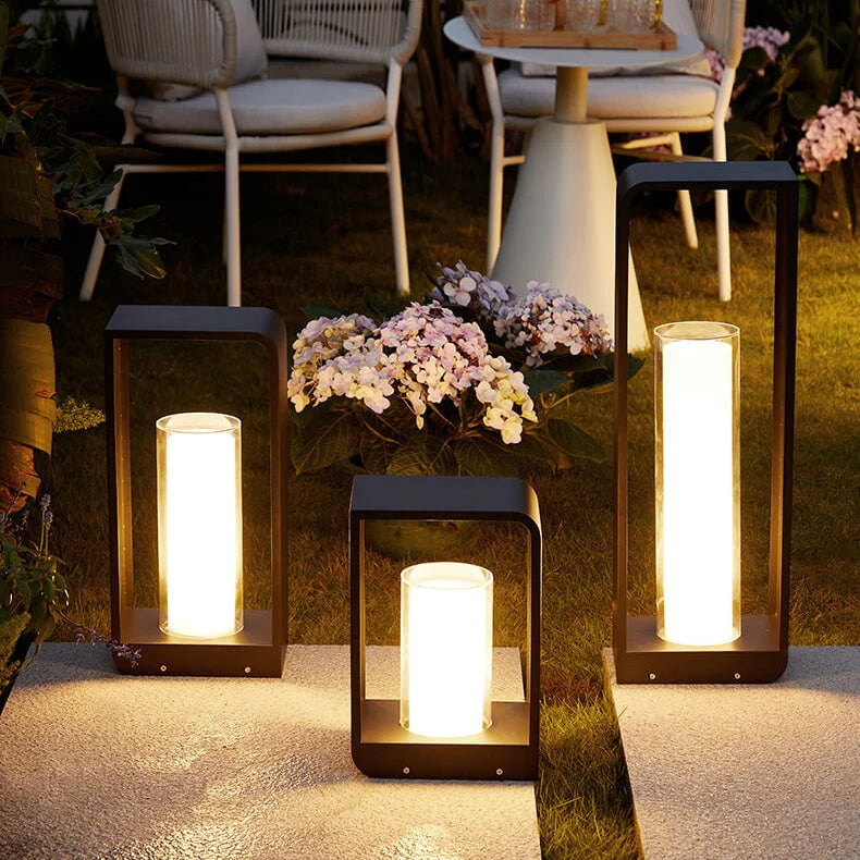 Outdoor Wall Lamp Weather Resistant Solar & Mains Power