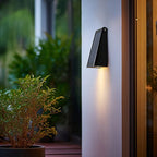 Outdoor Wall Light Adjustable Solar Panel IP65 9-Hour Runtime