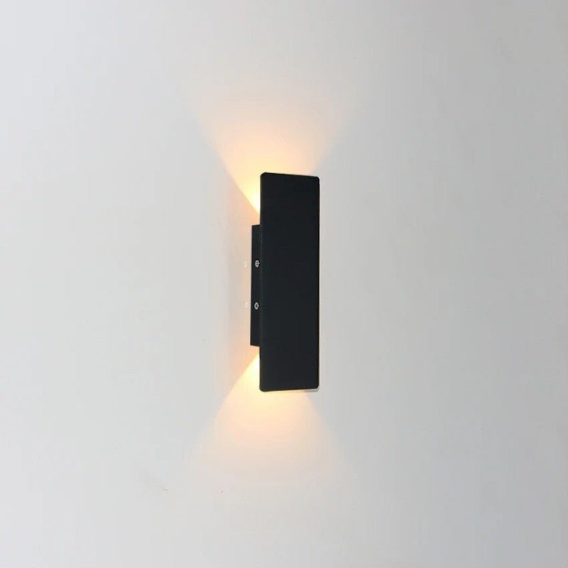Outdoor Wall Light Aluminum IP65 Up & Down LED
