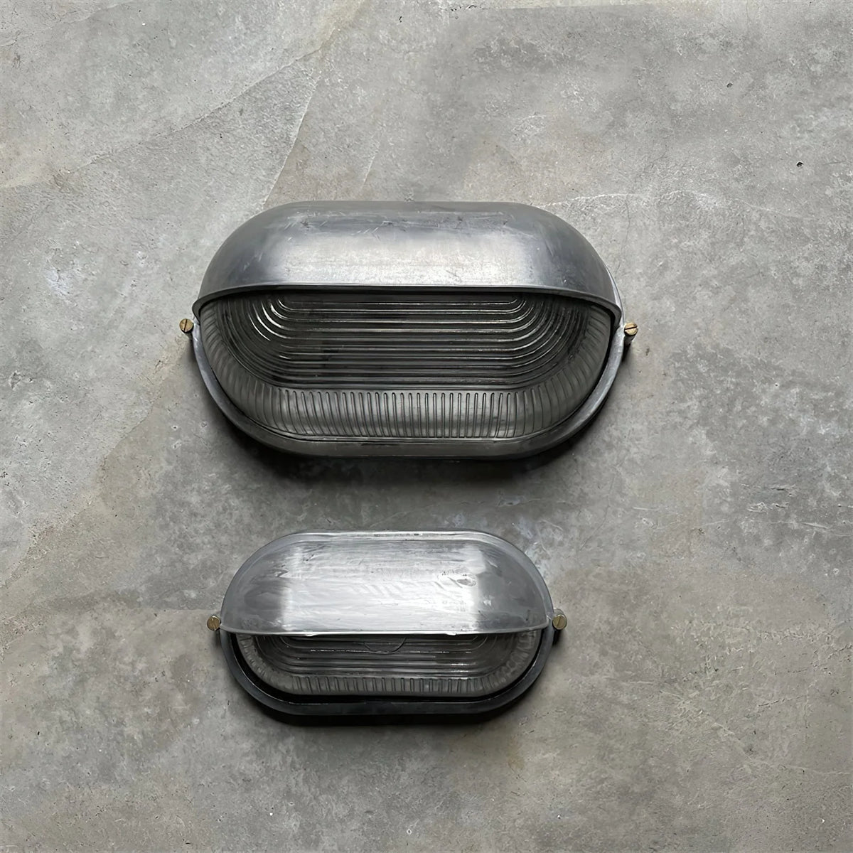 Oval Bulkhead Wall Light Weather-Resistant Galvanized Metal & Ribbed Glass