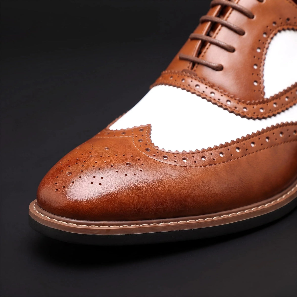 Oxford Shoes Two-Tone Brogue Wingtip