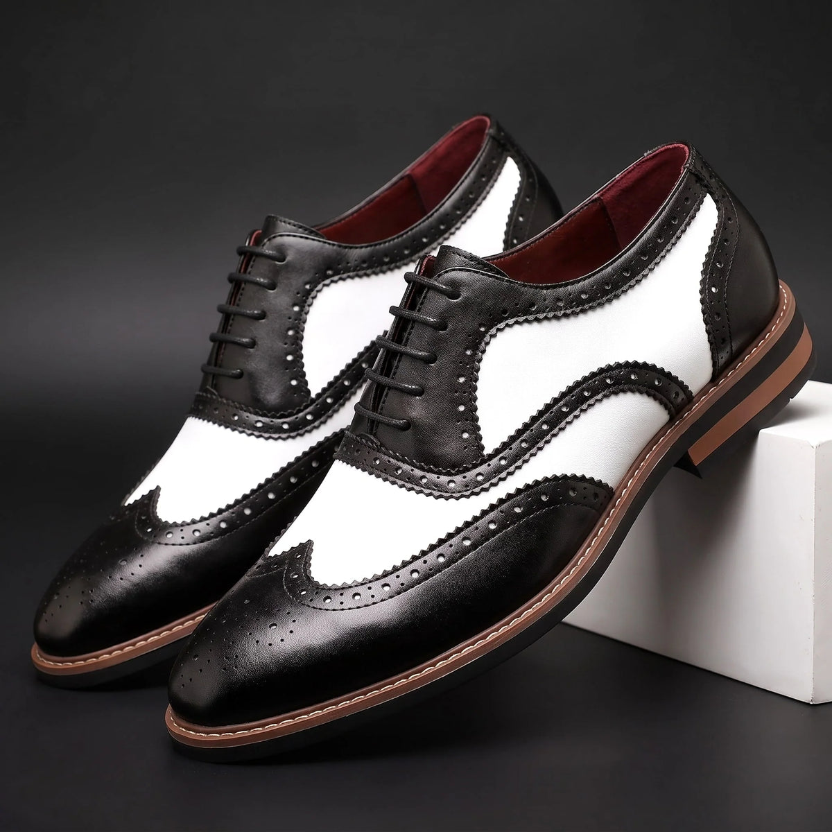 Oxford Shoes Two-Tone Brogue Wingtip
