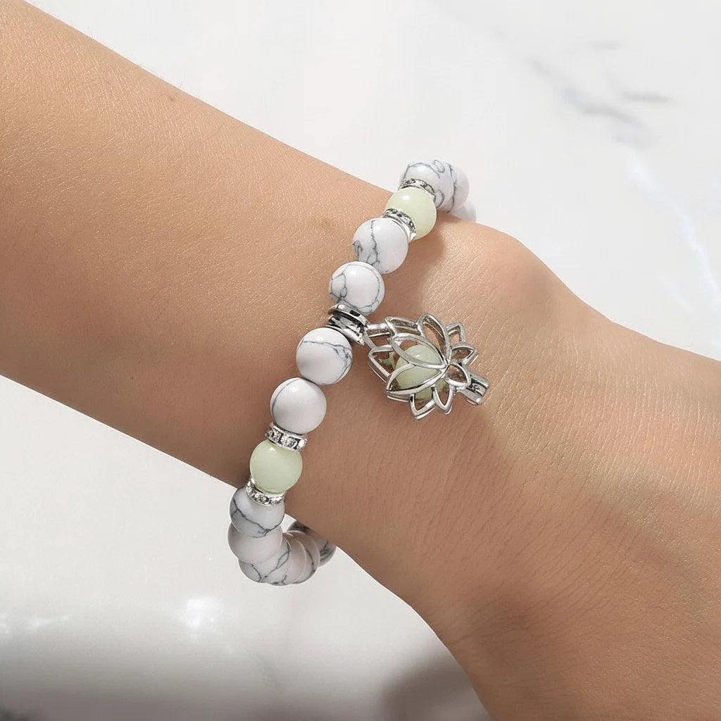 Pearl Bracelet Glow-In-The-Dark Rechargeable Adjustable Clasp