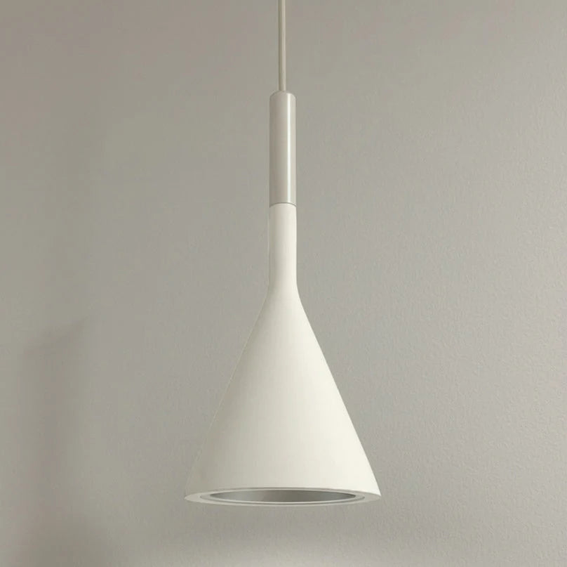 Pendant Lamp Concrete Conical Focused Beam