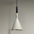 Pendant Lamp Concrete Conical Focused Beam