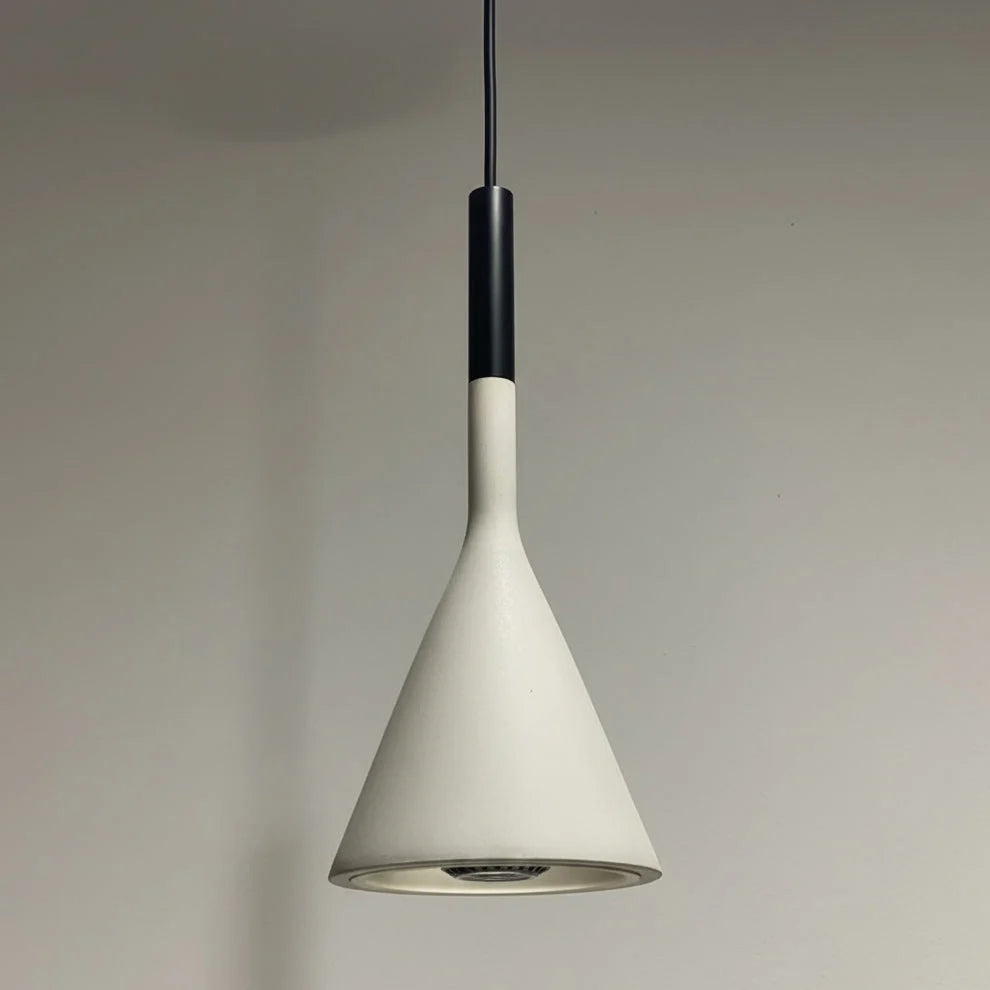 Pendant Lamp Concrete Conical Focused Beam