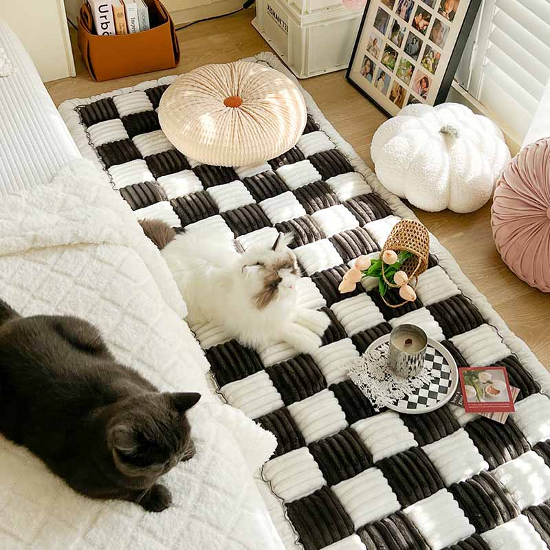 Pet Blanket Chenille Non-Slip Machine Washable
