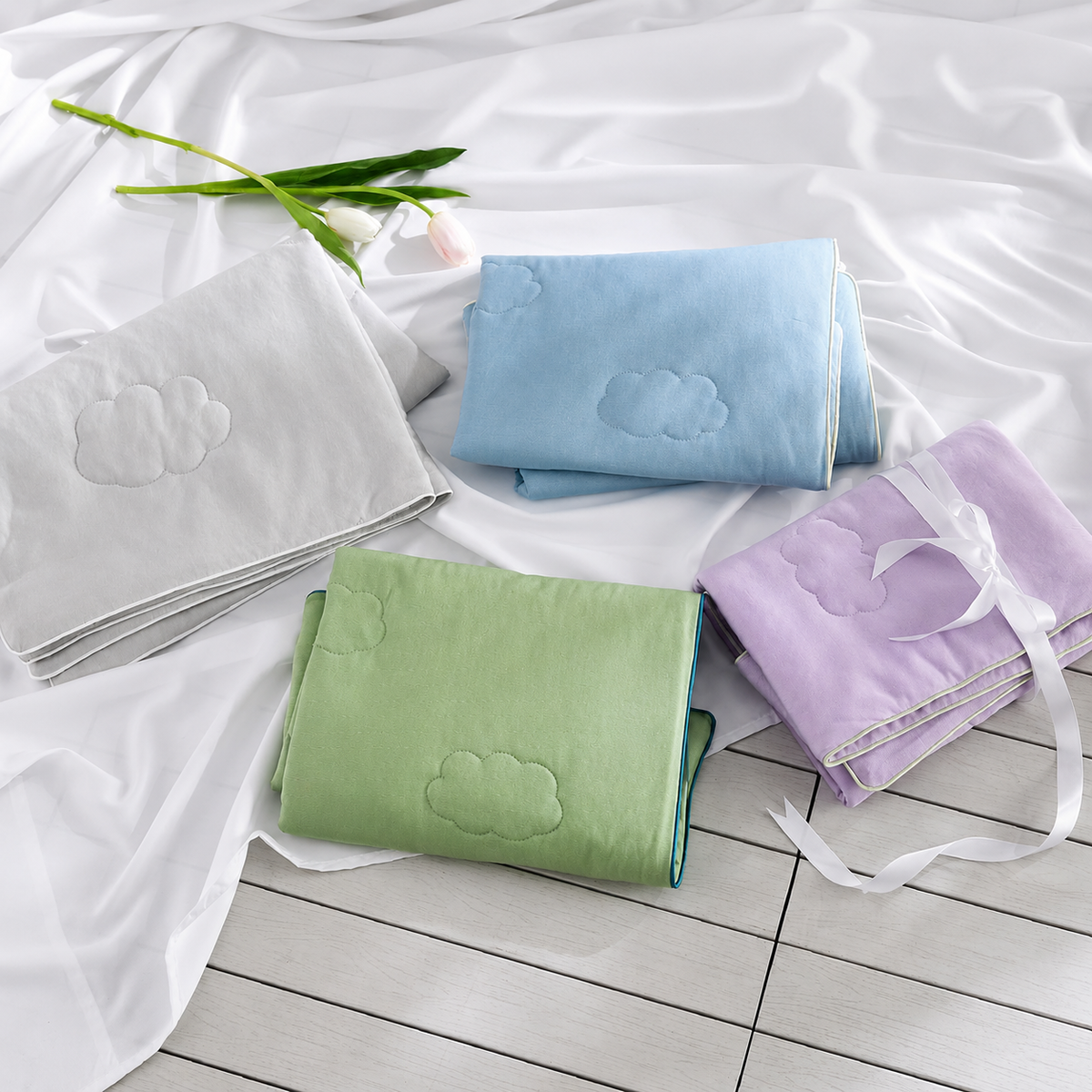 Pet Blanket Cooling Technology Machine Washable Cloud Pattern