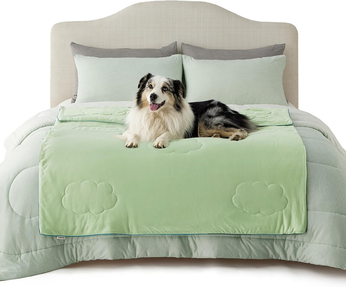 Pet Blanket Cooling Technology Machine Washable Cloud Pattern