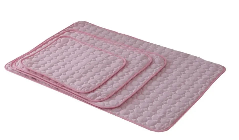 Pet Cooling Mat Self-Cooling & Machine Washable