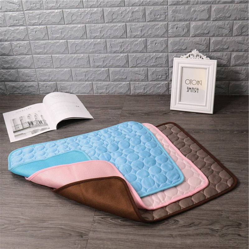 Pet Cooling Pad Pressure Activated Foldable Machine Washable