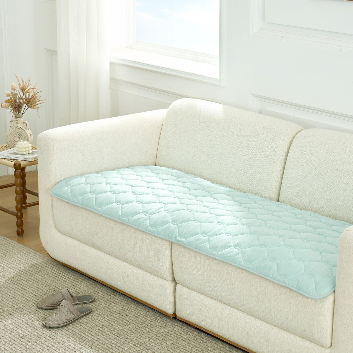 Pet Couch Cover Scratch-Proof Nylon Leakproof Cooling