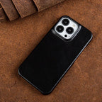 Phone Case Oil-Wax Leather Shock-Absorbing & MagSafe Compatible
