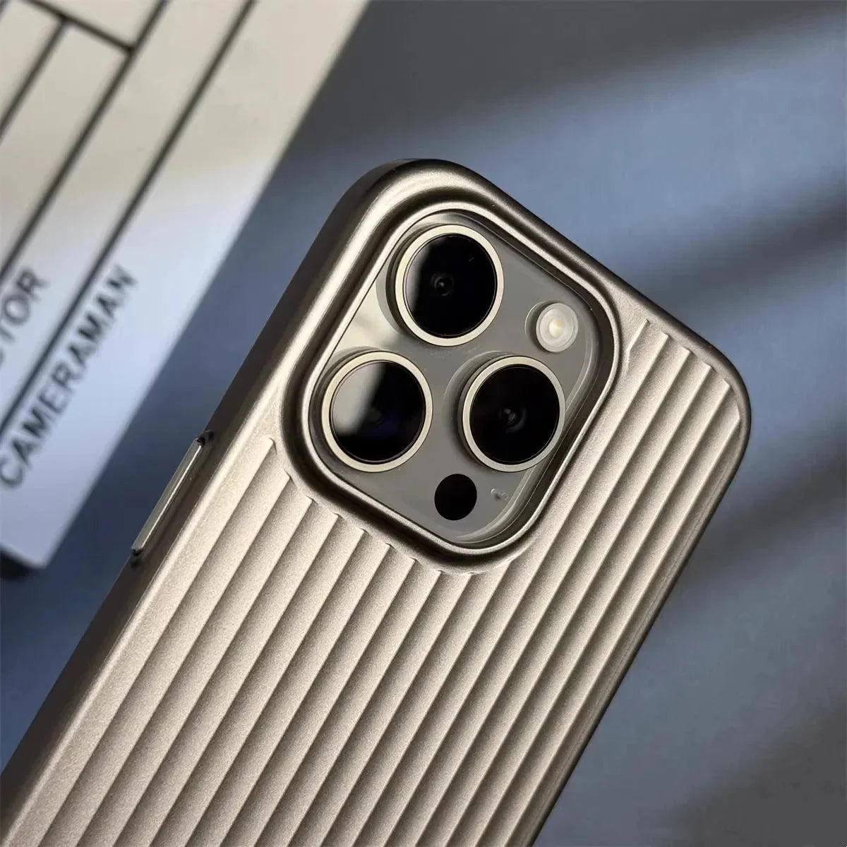 Phone Case Ultra-Thin Shock-Absorbent Anti-Fingerprint