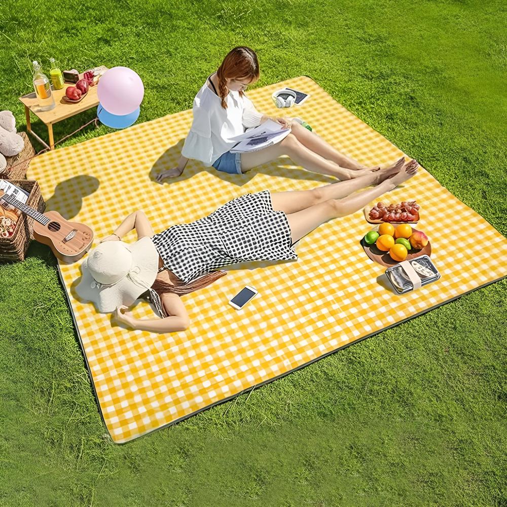 Picnic Blanket Foldable Soft Acrylic Top & Waterproof Bottom