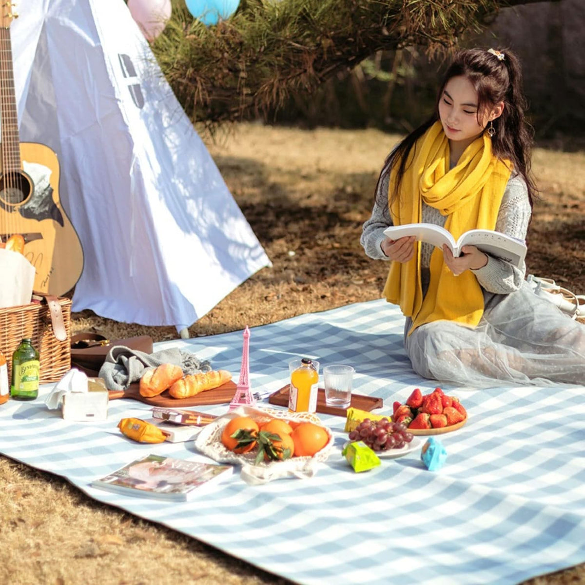 Picnic Blanket Waterproof Foam Padded Foldable Carry Handle