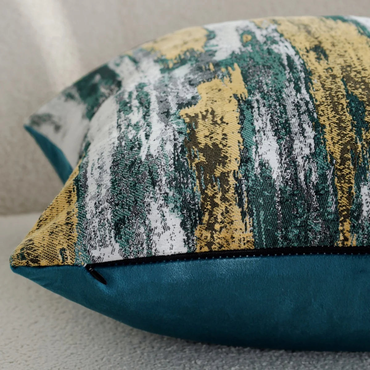 Pillow Cover Abstract Jacquard Cotton-Polyester Concealed Zipper