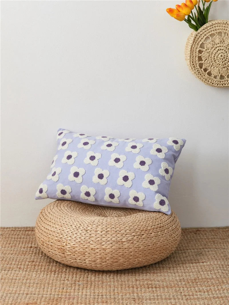 Pillow Cover Hand-Embroidered Daisy 100% Cotton Invisible Zipper