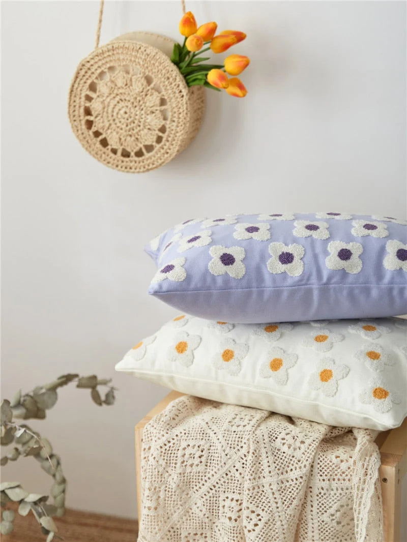 Pillow Cover Hand-Embroidered Daisy 100% Cotton Invisible Zipper
